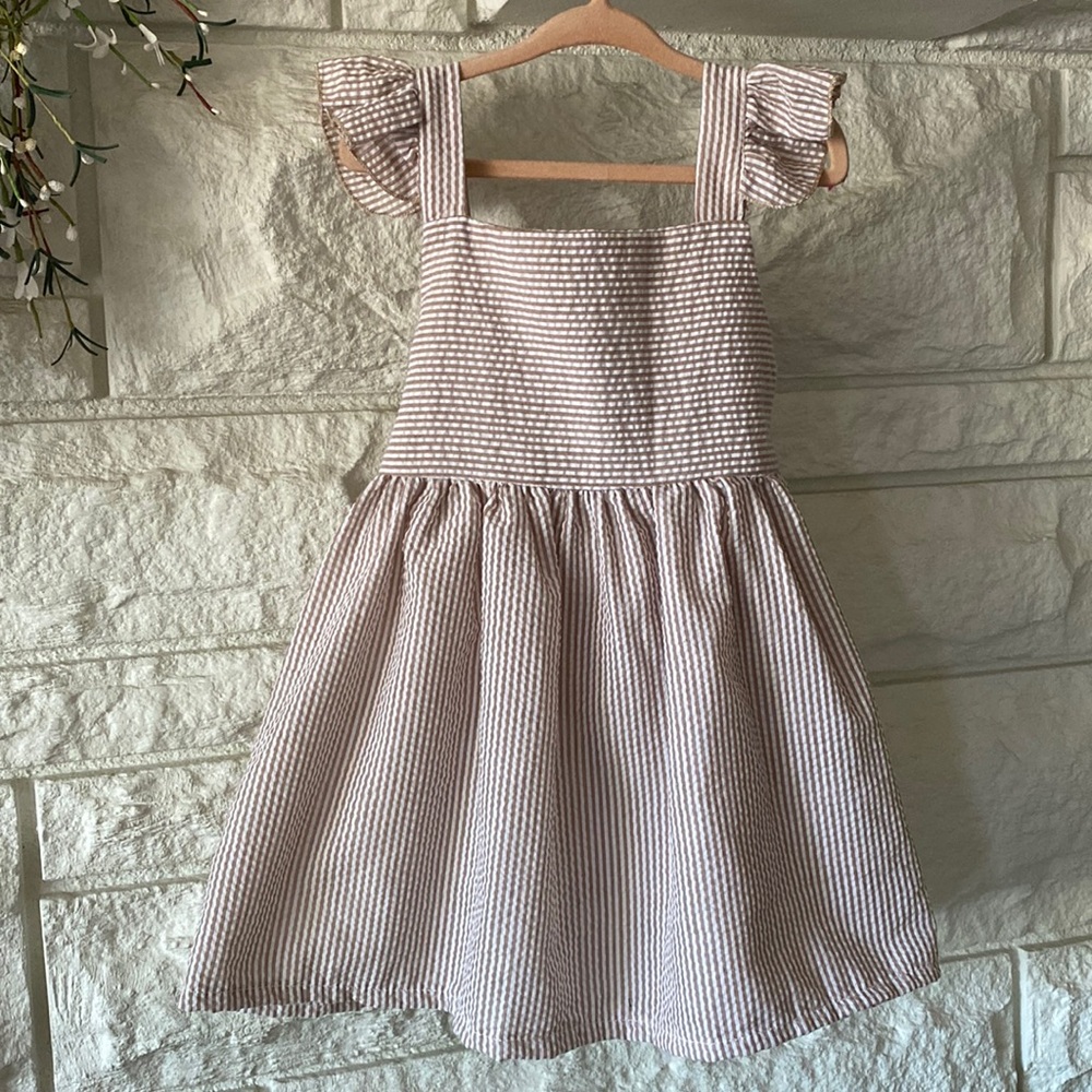 🤍Cute Tan & White Striped Dress